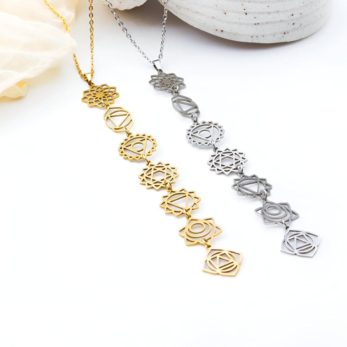 Energieanhänger “7 Chakren“ mit Heiligen Symbolen