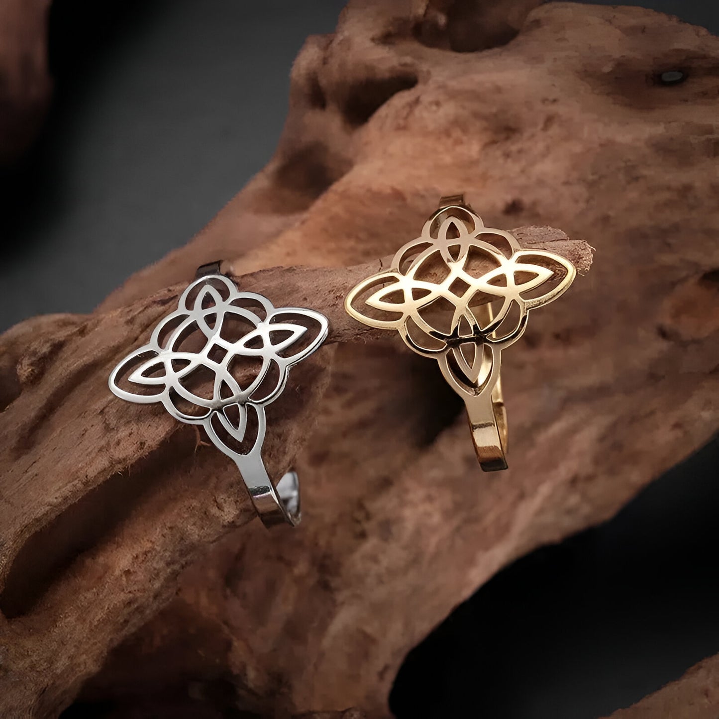 Verstellbarer Schutzring “Ewige Harmonie“ mit Hexenknoten