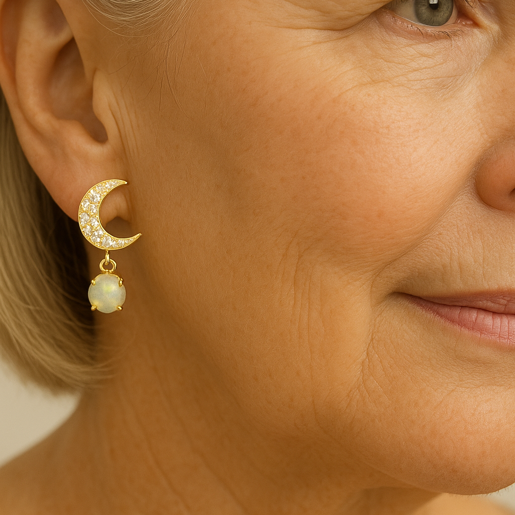 Ohrringe "Mond und Stern" aus Gold und Opal