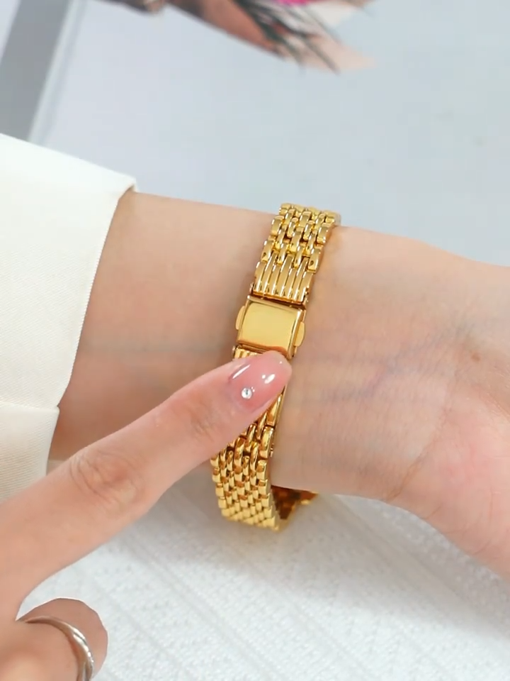 Isabelle Uhr | Armband | Gold