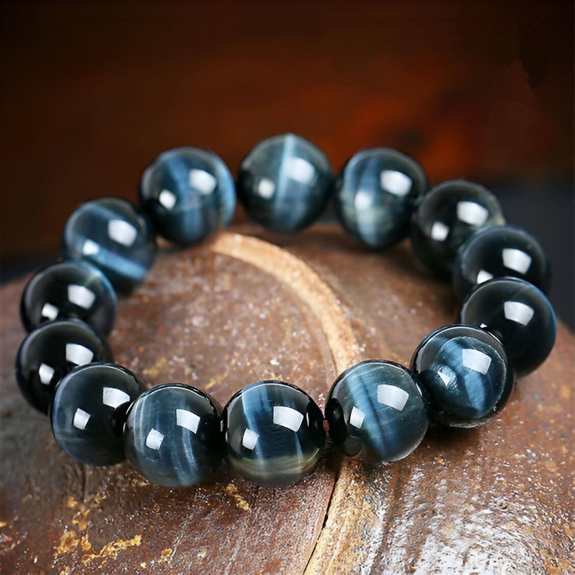 Energiearmband mit Falkenauge