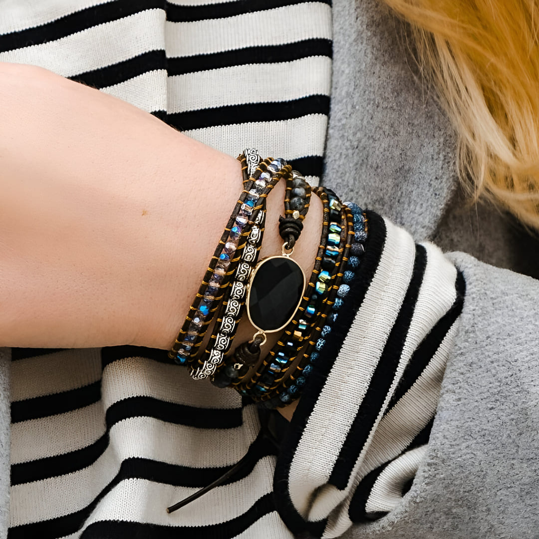 Wickelarmband “Mondlicht-Schutz“ aus Onyx und Quarz