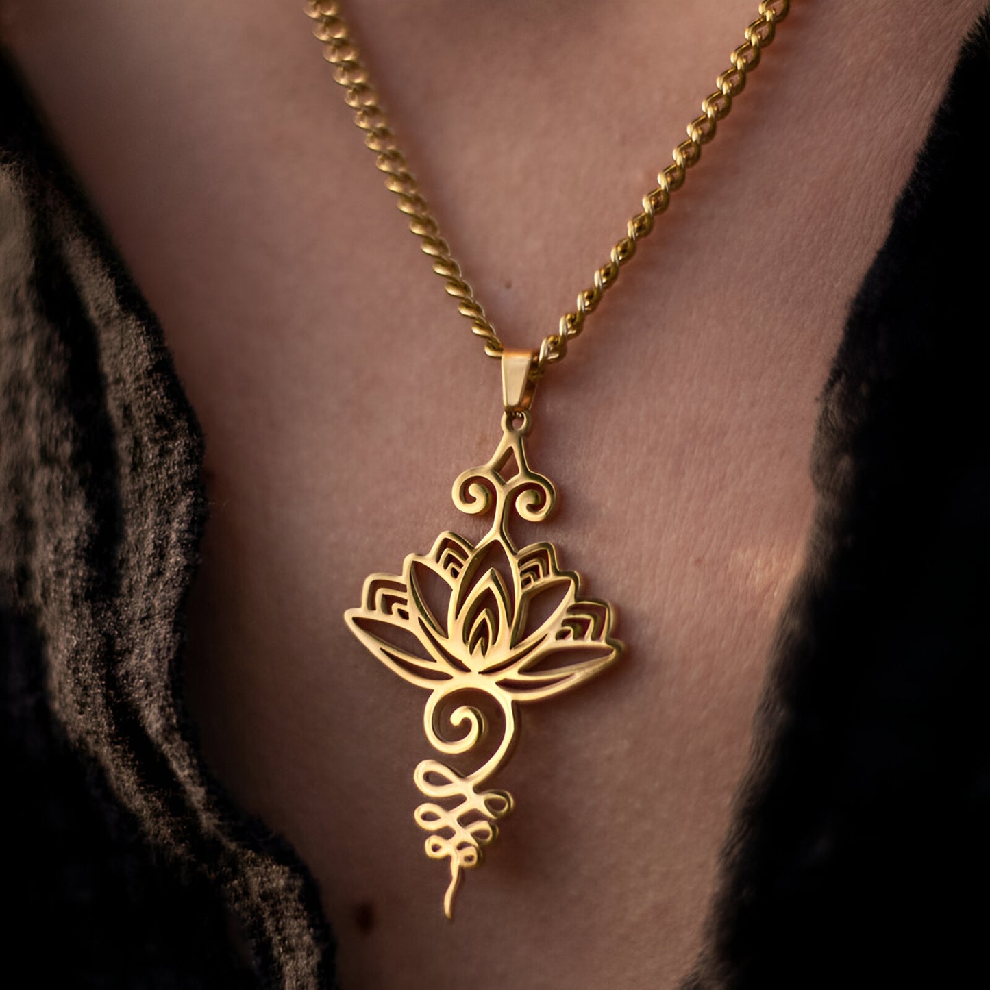 Schmuckanhänger “Lotus Unalome“