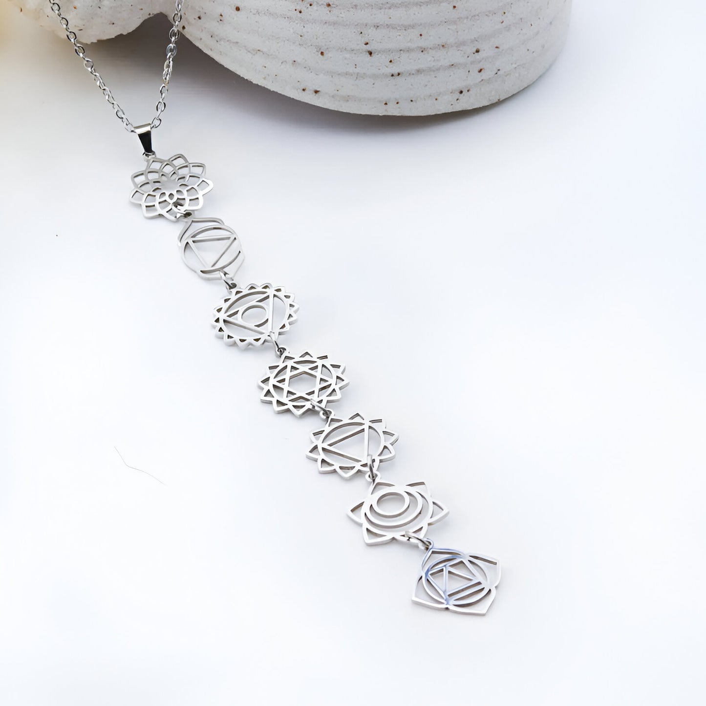 Energieanhänger “7 Chakren“ mit Heiligen Symbolen