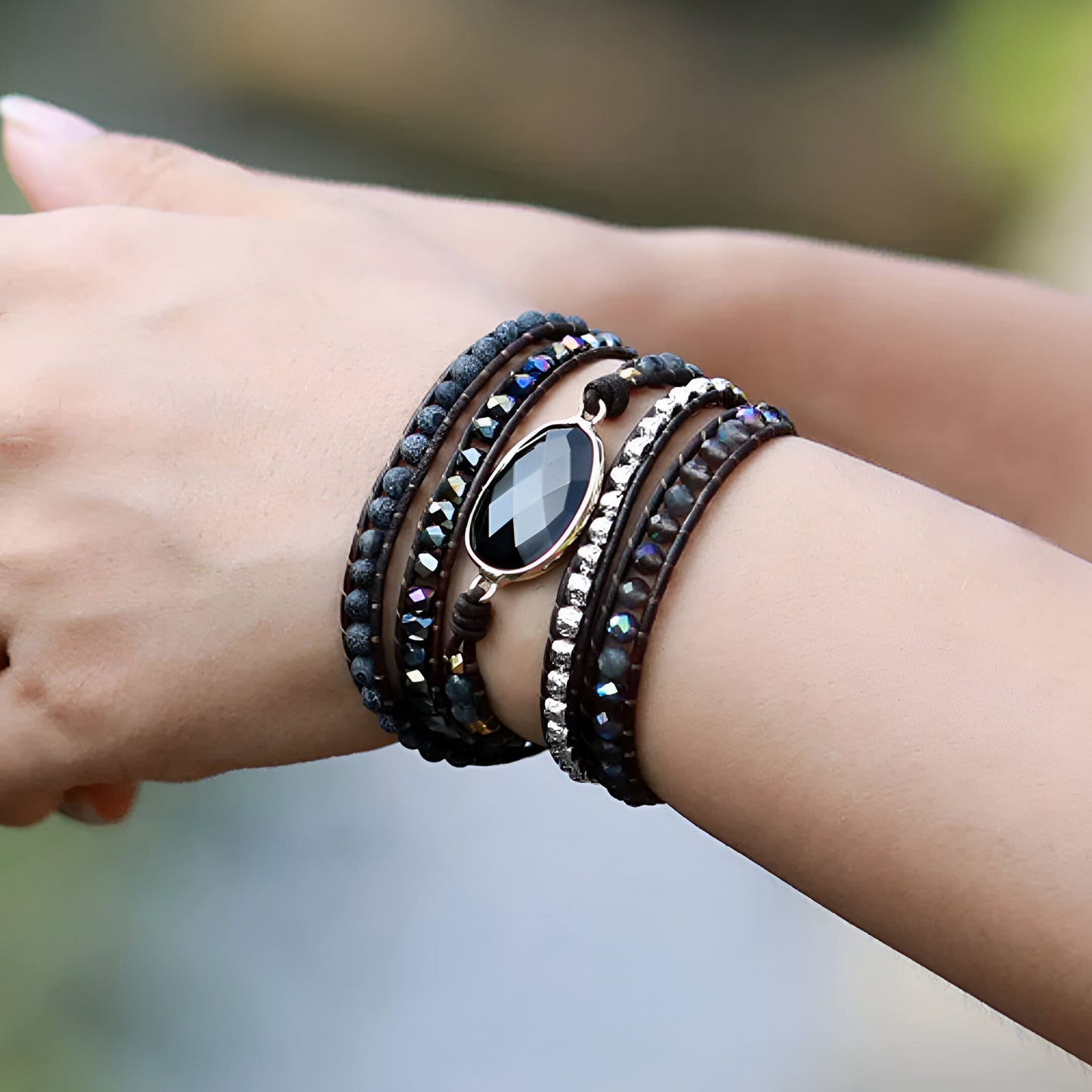 Wickelarmband “Mondlicht-Schutz“ aus Onyx und Quarz