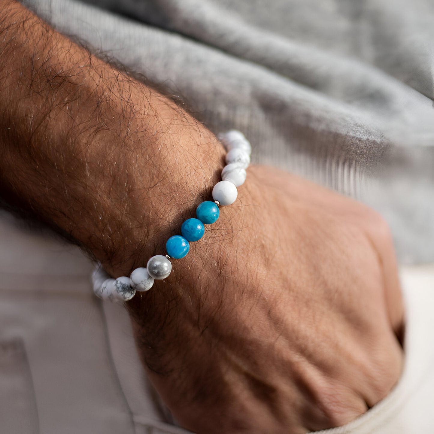 Energiearmband “Leichtigkeit & Balance“ mit Apatit und Howlith