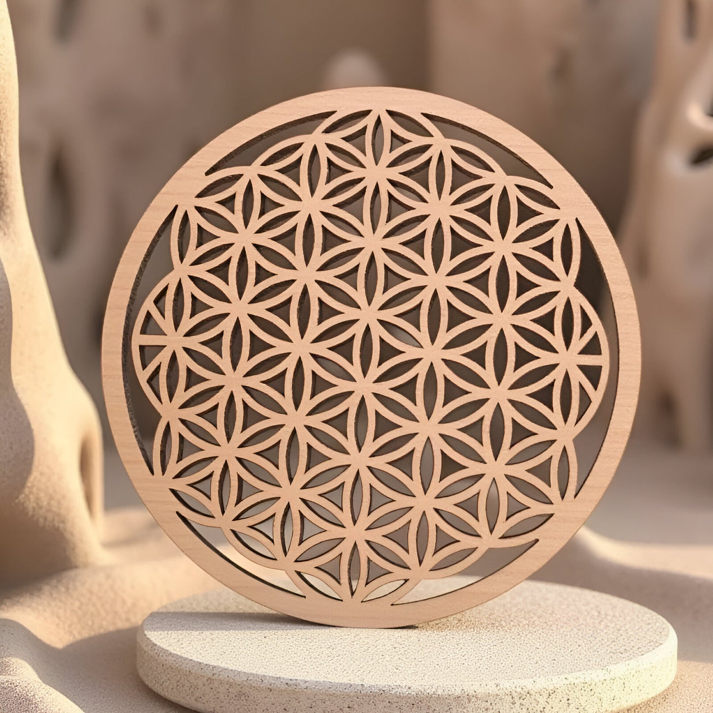 Harmonisierende “Blume des Lebens“ aus Naturholz