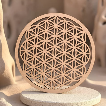 Harmonisierende “Blume des Lebens“ aus Naturholz