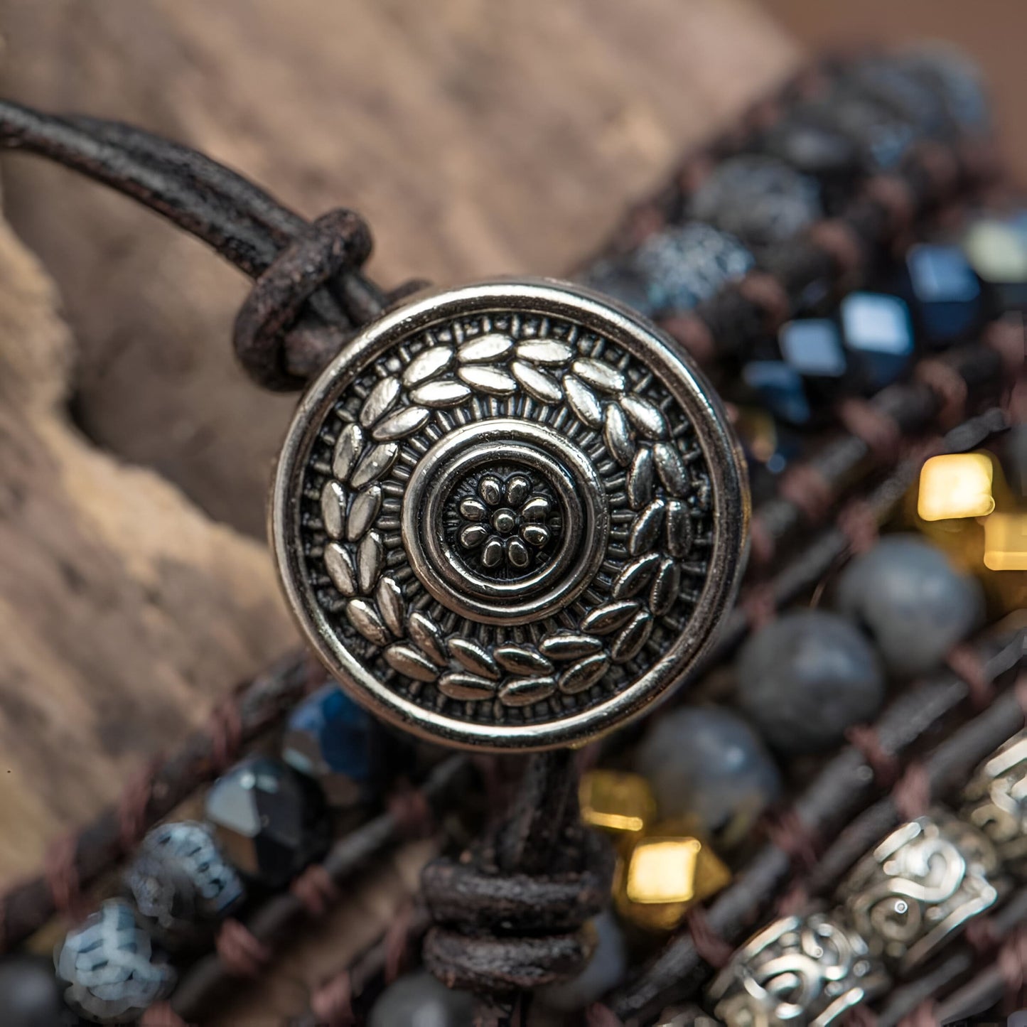 Wickelarmband “Mondlicht-Schutz“ aus Onyx und Quarz