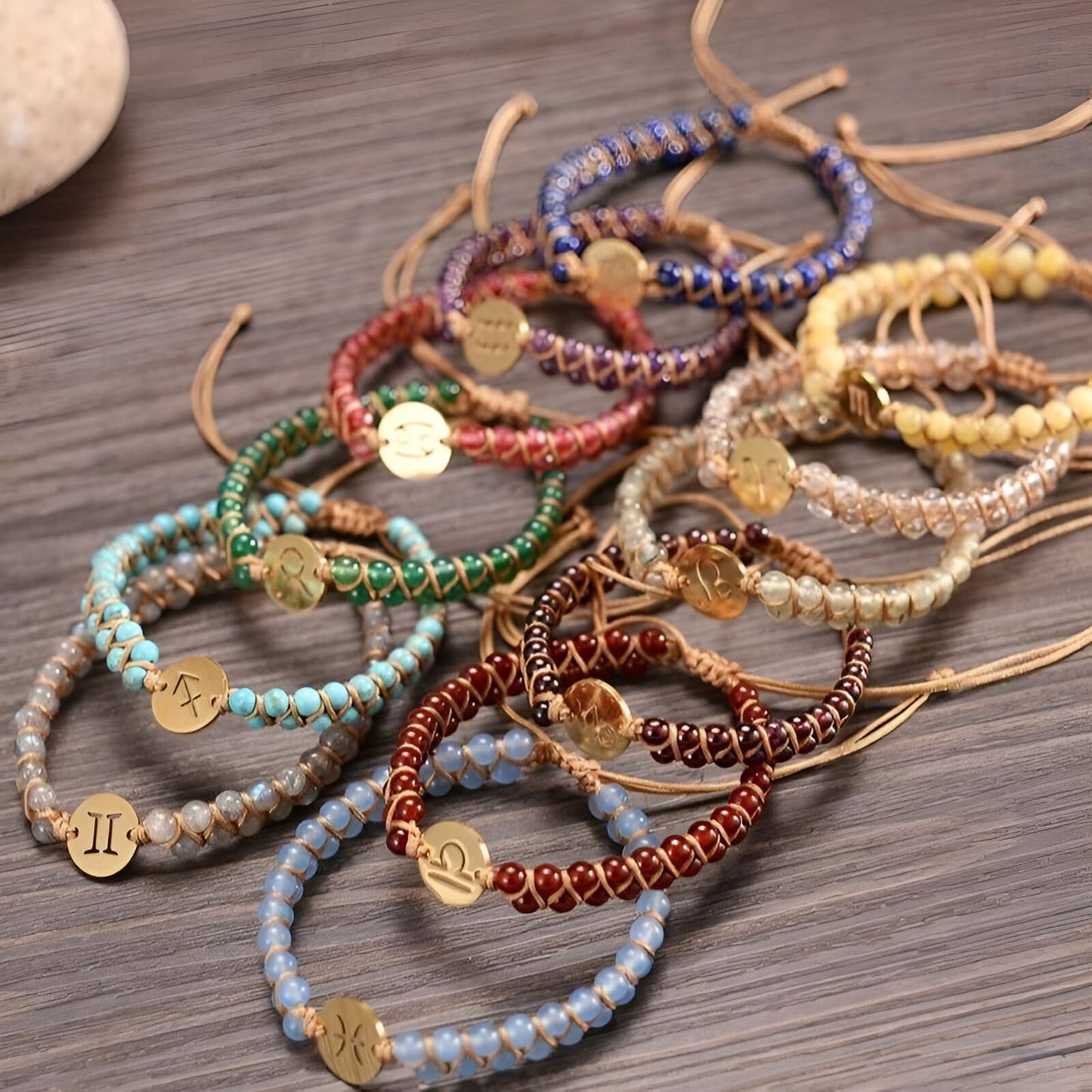 Astro-Armband “12 Sternzeichen“ aus Natursteinen