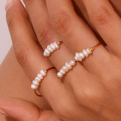 Eleganter Ring mit kleiner Perle