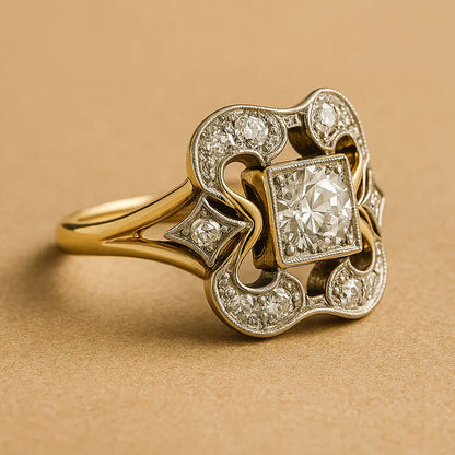 Vintage-Ring aus Zirkonia und Gold