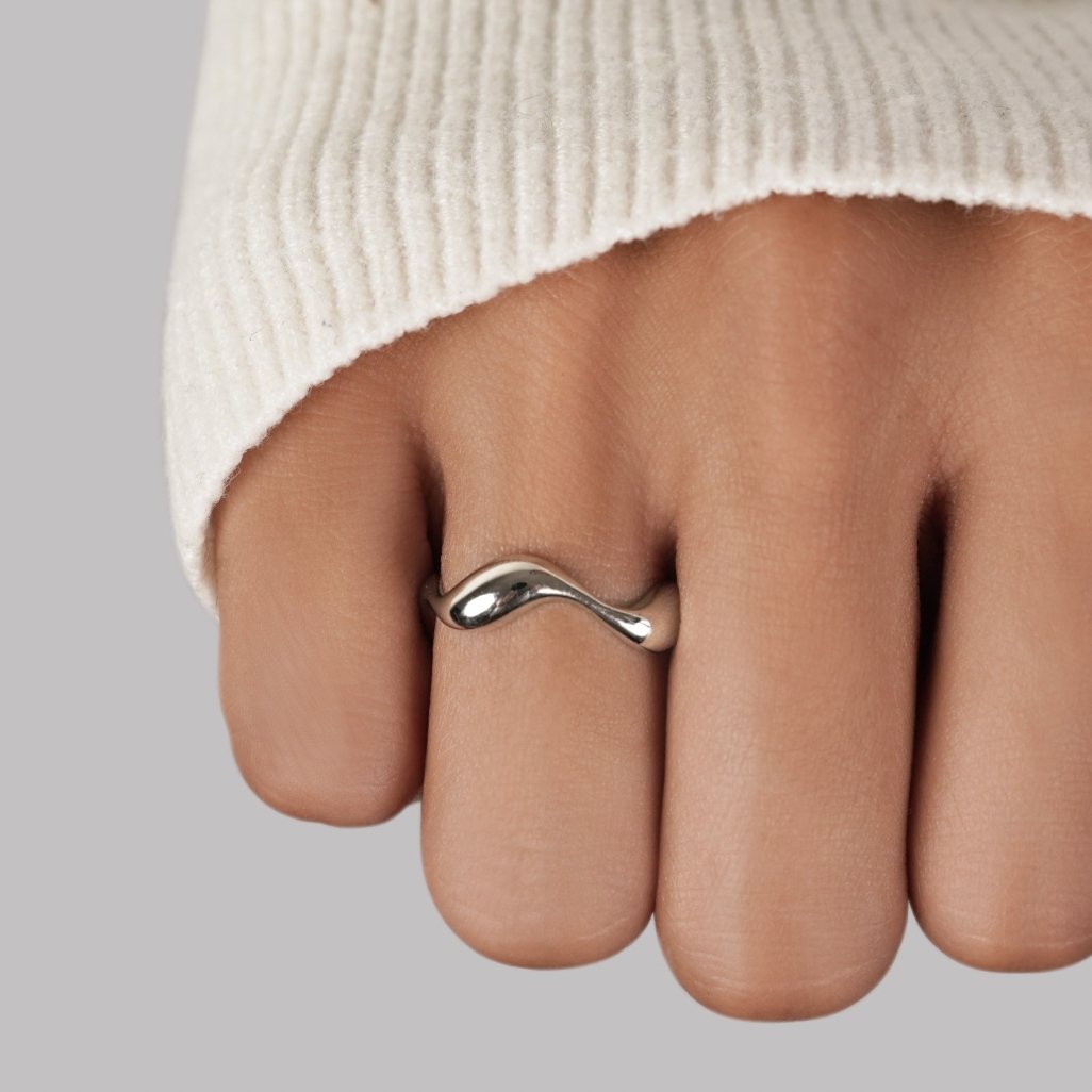 Waves - Minimalistischer Ring