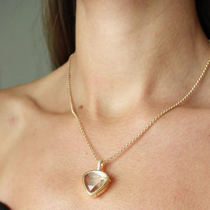 Charm-Halskette | Ihr Schmuck. Ihre Geschichte.