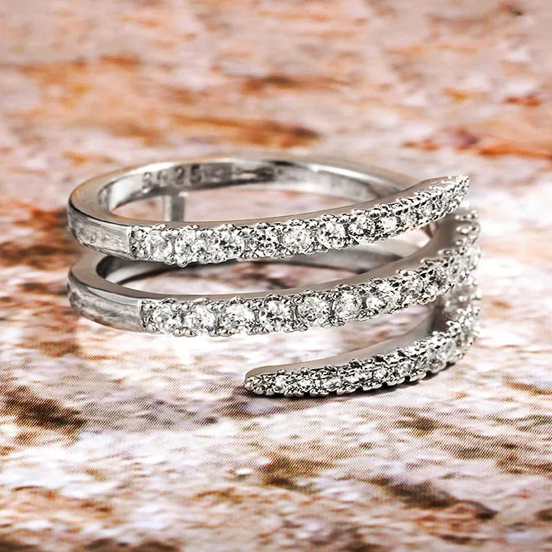 Ludmila | Ring | Weißgold
