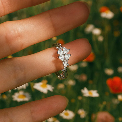 Dora | Ring | Vermächtnis