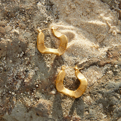 Wellen Gold-Ohrringe