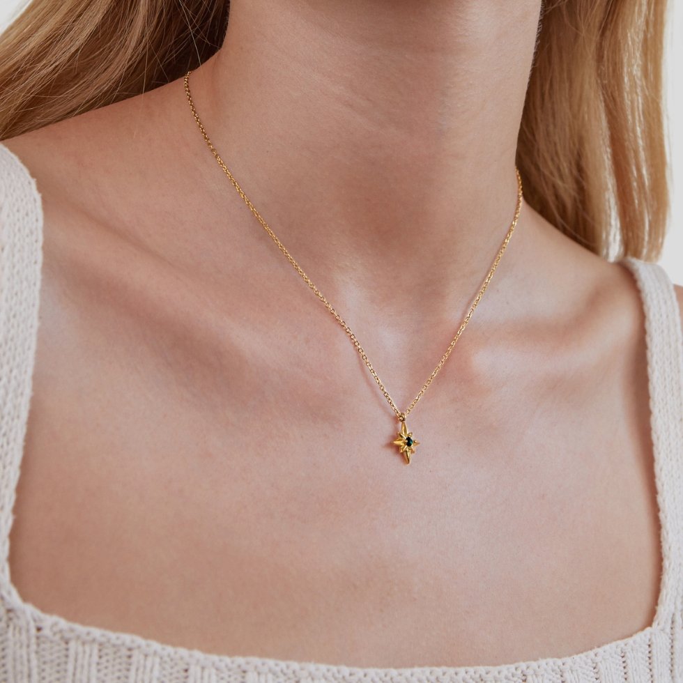 Führender Stern Smaragd-Halskette