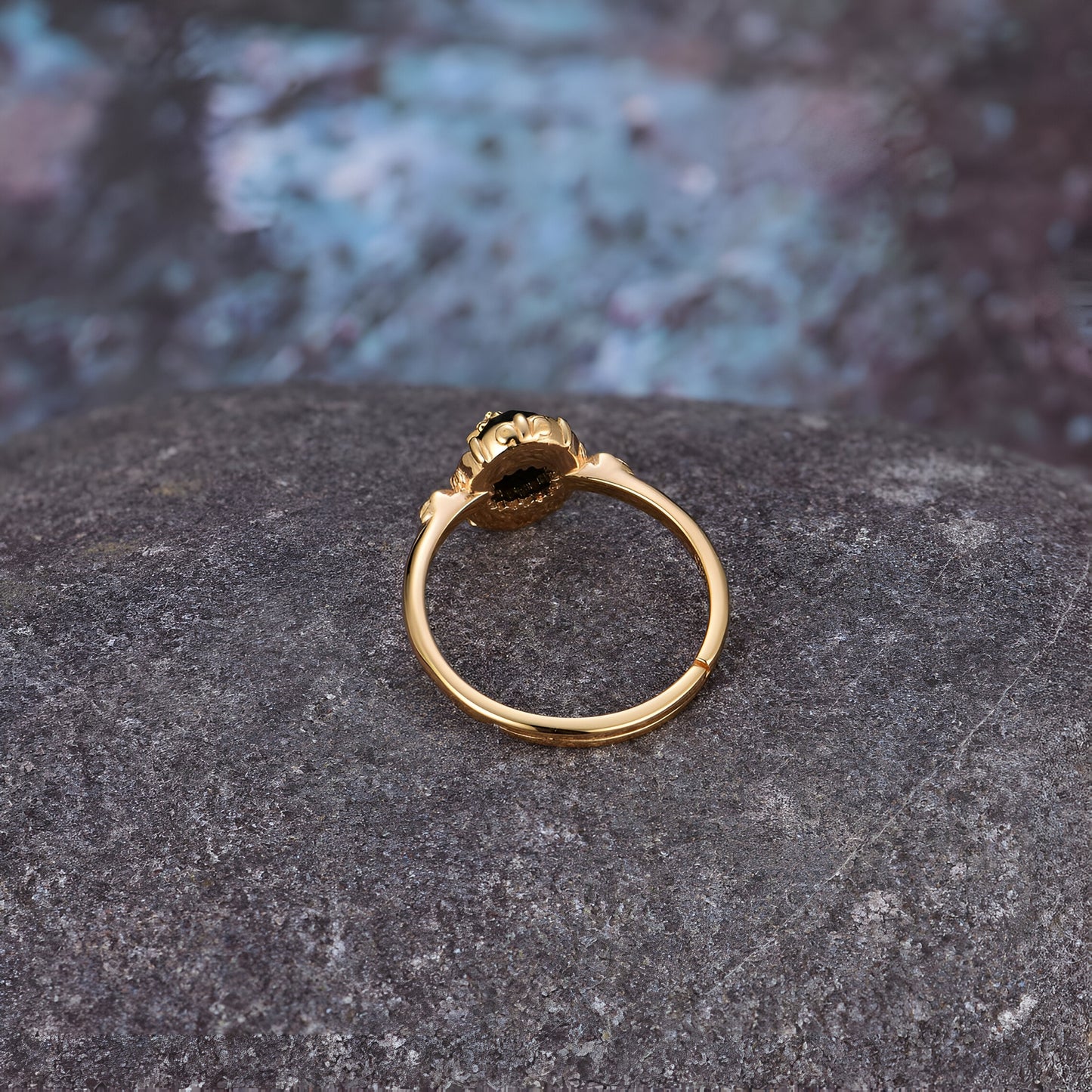 Verstellbarer Ring “Charme der Nacht“ mit Schwarzer Achat