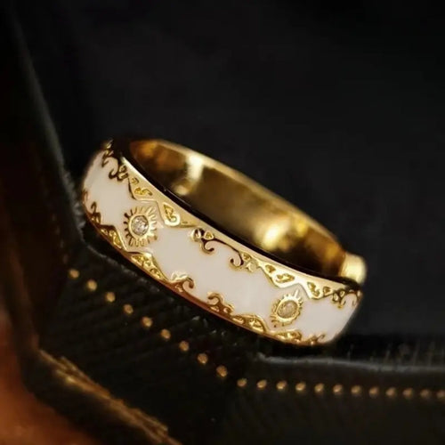 Weiß Emaille Gold Trail Ring
