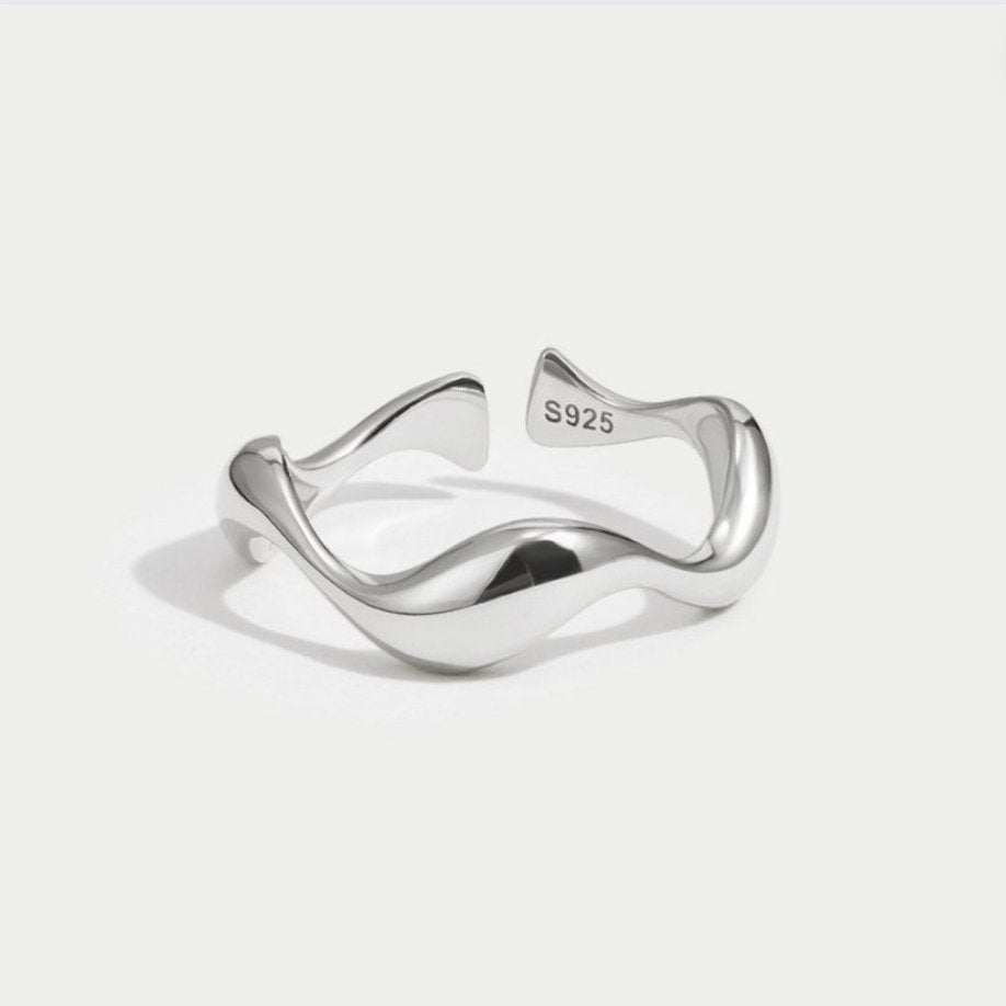 Waves - Minimalistischer Ring