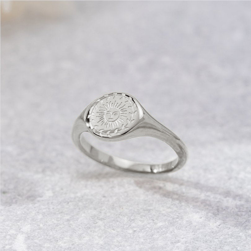 Ring aus Silber – zur Sommersonnenwende
