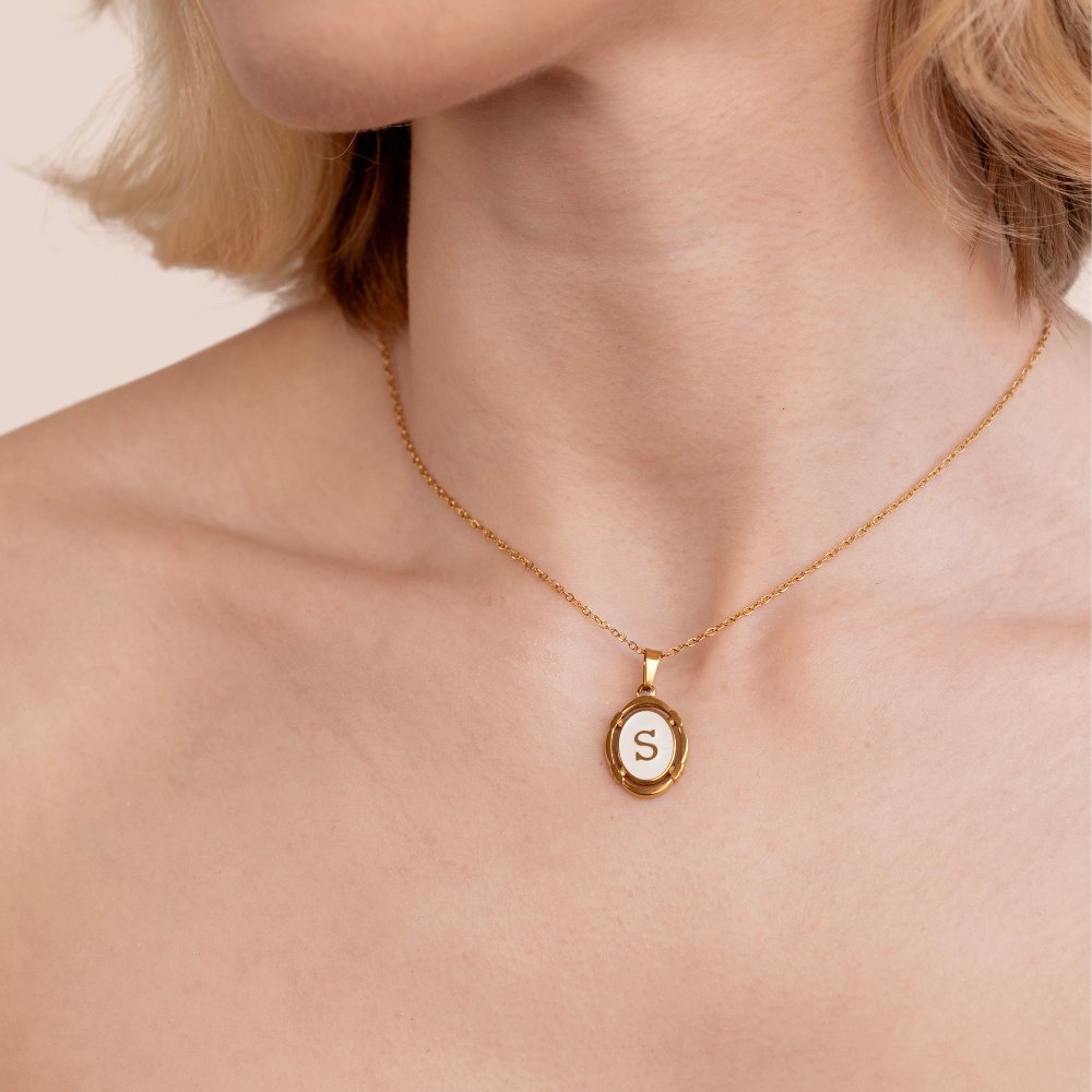 Gold-Initialen Halskette